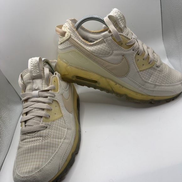 Nike Air Max Light Tan Sneakers - Picture 1 of 9